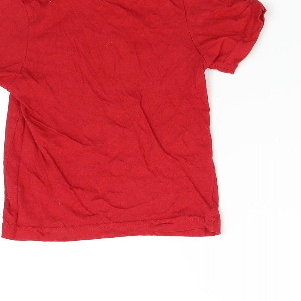 Preworn Boys Red   Basic T-Shirt Size 3-4 Years  - Football Star