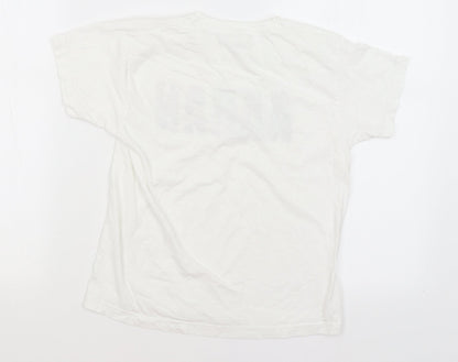 Fruit of the Loom Boys White   Basic T-Shirt Size 7-8 Years  - Avengers
