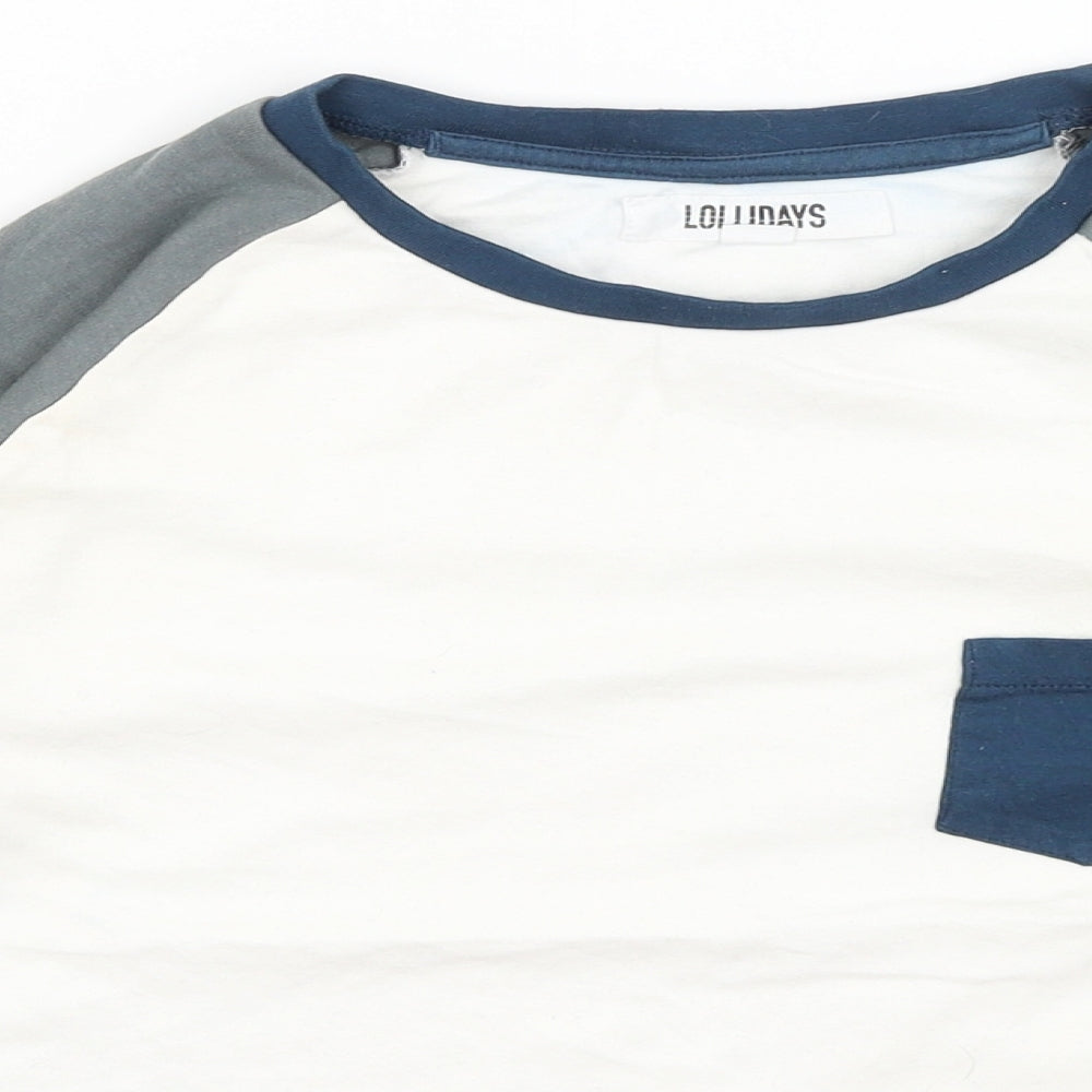 Close-up detail of Lollidays boys’ white basic t-shirt, size 11-12, years