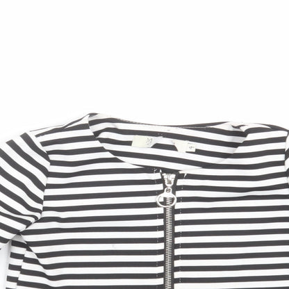 Preworn Girls Black Striped  Cardigan Jumper Size 4 Years
