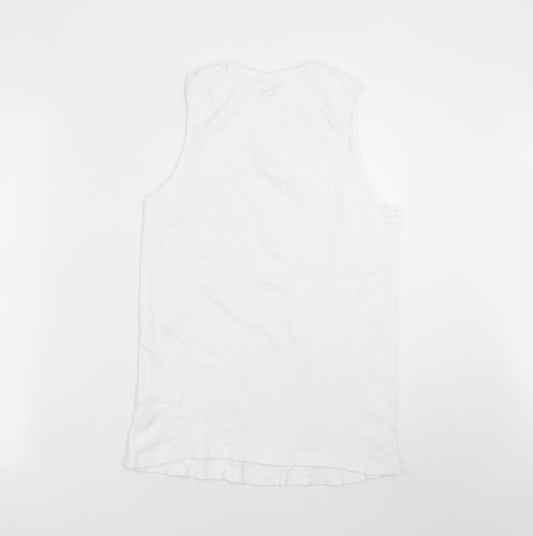 George Mens White    T-Shirt Size L