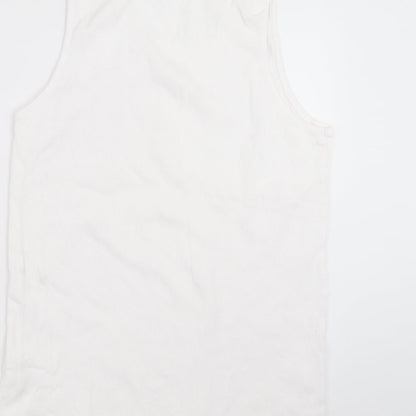 George Mens White    T-Shirt Size L