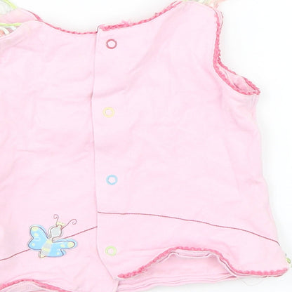 Brand and care label for Yatsi girls’ pink basic tank, size 4, years