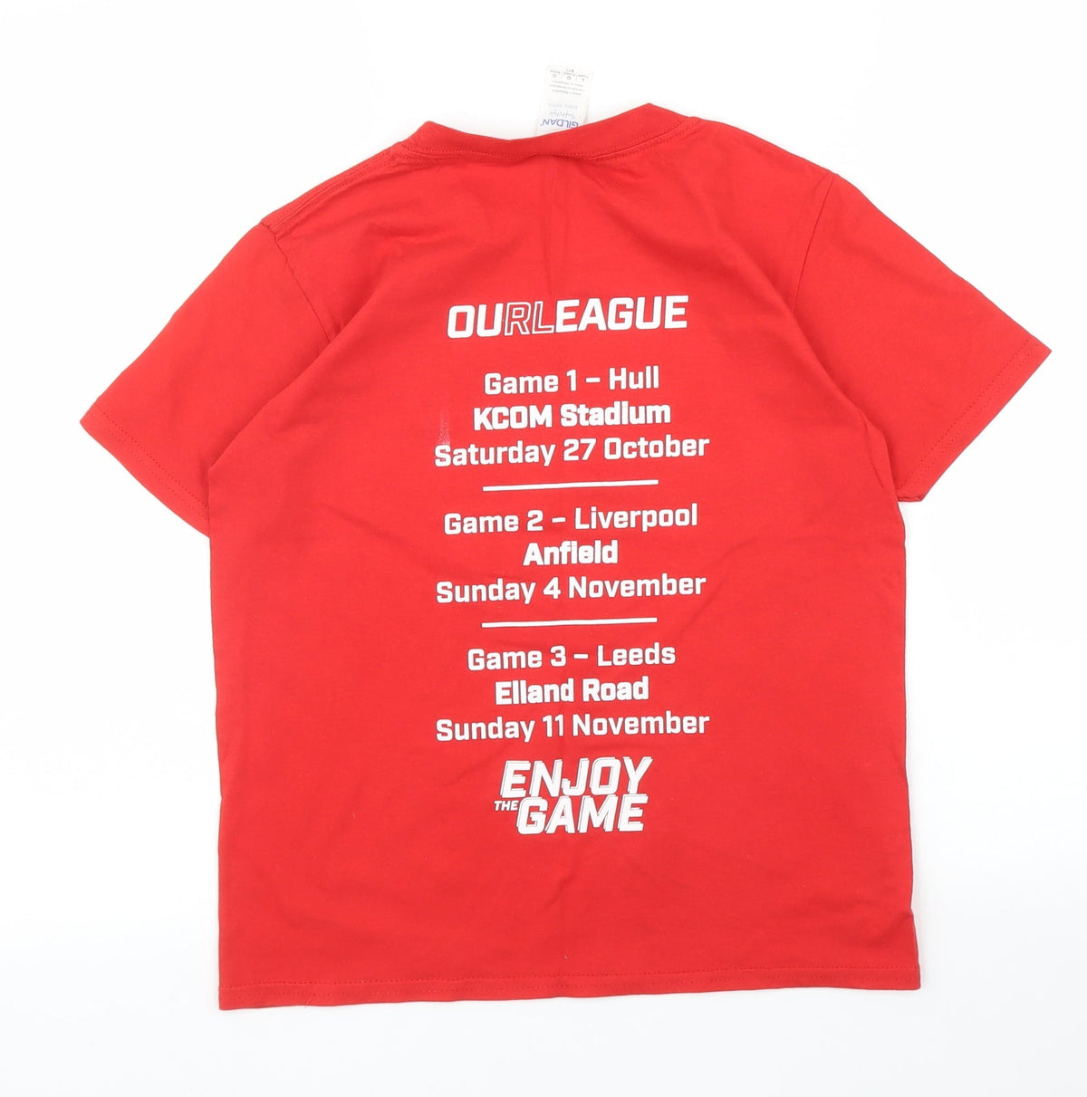 Back view of Gildan boys’ red basic t-shirt, size 10, years