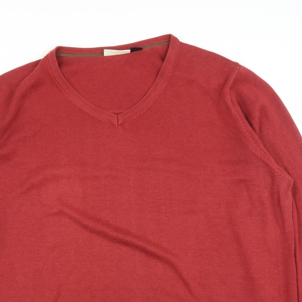 Close-up detail of Nobel League men’s red jumper, size 2XL