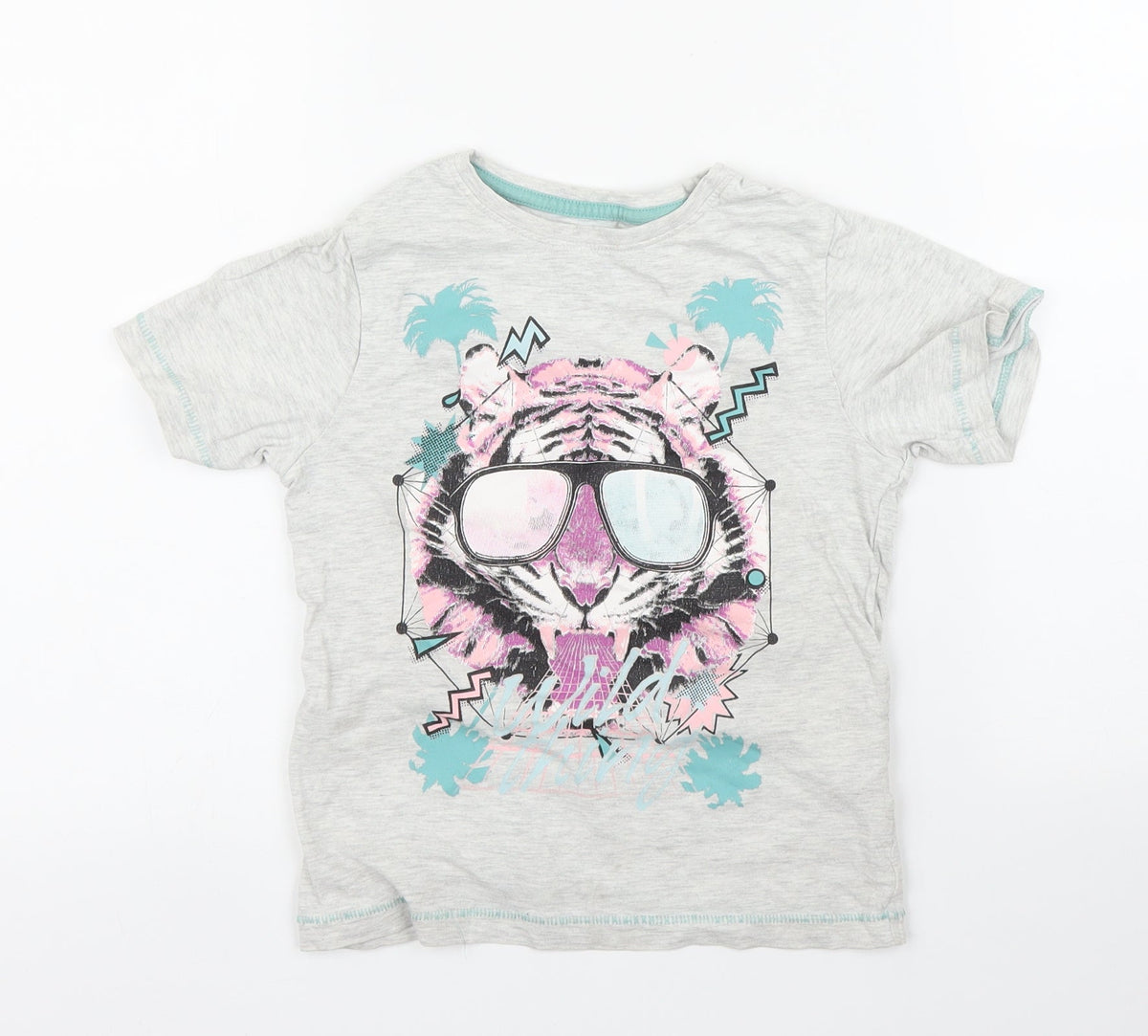 Additional front view of Tu boys’ grey basic t-shirt, size 5, years