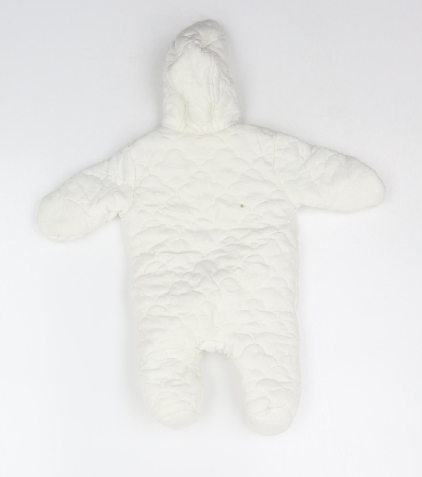 George Baby White   Babygrow One-Piece Size Newborn