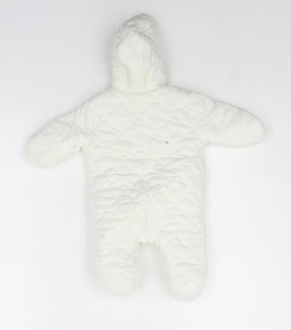 George Baby White   Babygrow One-Piece Size Newborn