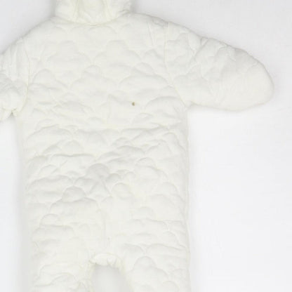 George Baby White   Babygrow One-Piece Size Newborn