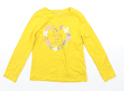 Front view of Primark girls’ yellow houndstooth basic polo, size 5-6, years