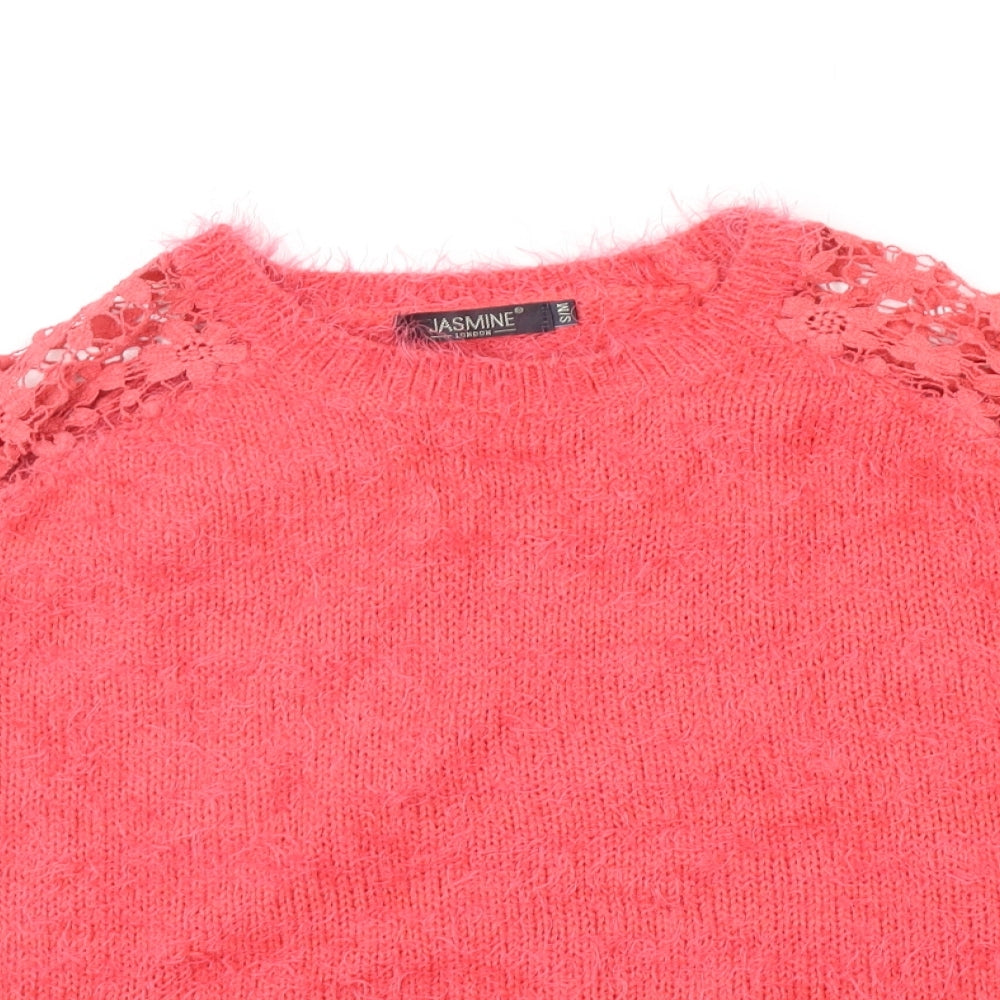 Close-up detail of Jasmine women’s pink jumper, size M