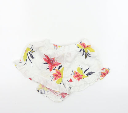 Women's Secret  Womens White Floral  Sweat Shorts Size S