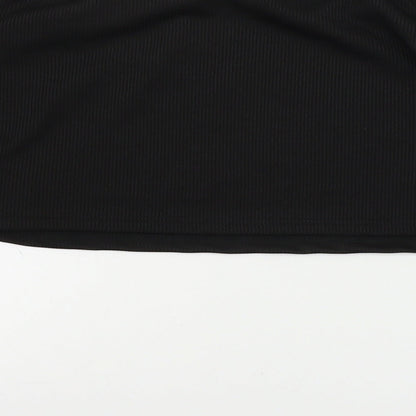 Womens UK Size 12 PRETTYLITTLETHING Black Cropped T-Shirt