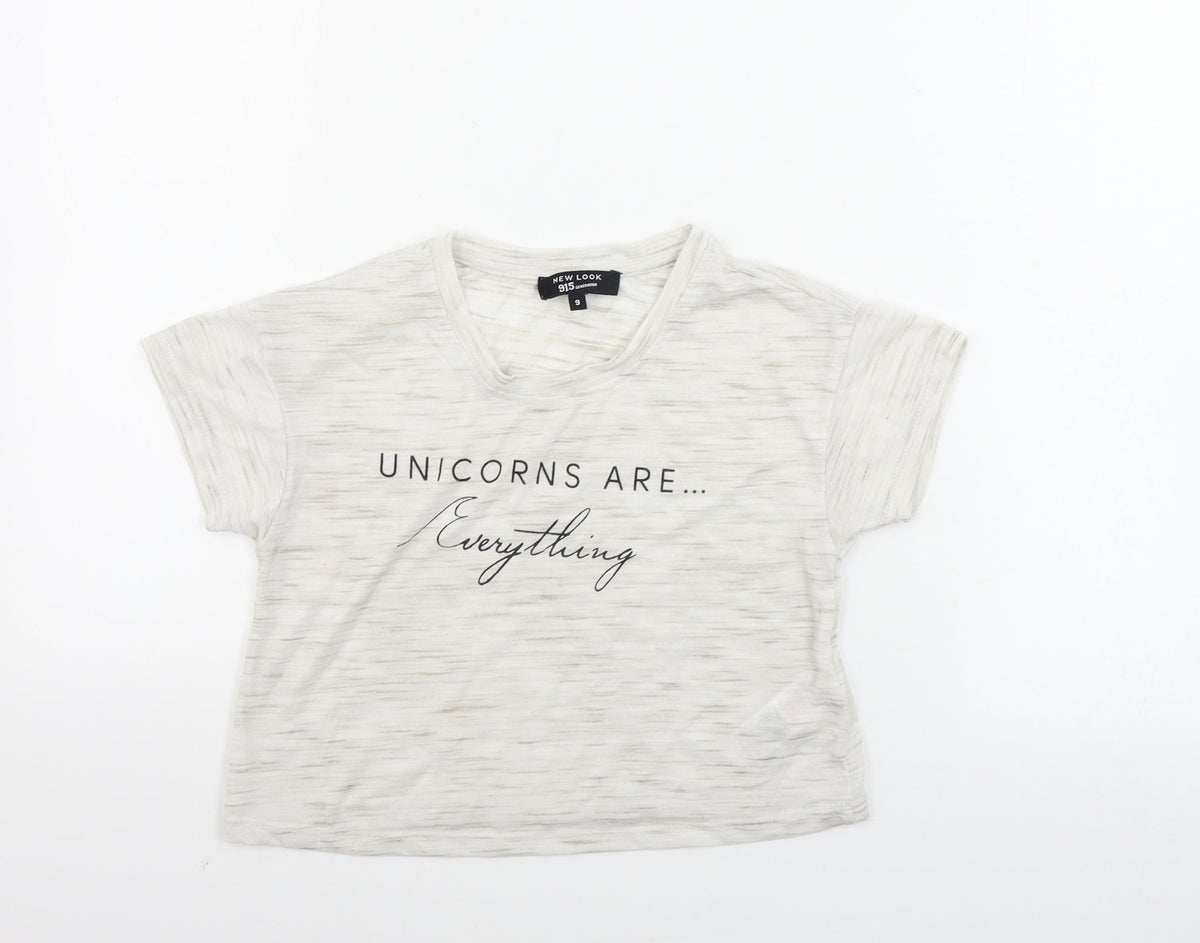 Additional front view of New Look girls’ beige basic t-shirt, size 9, years