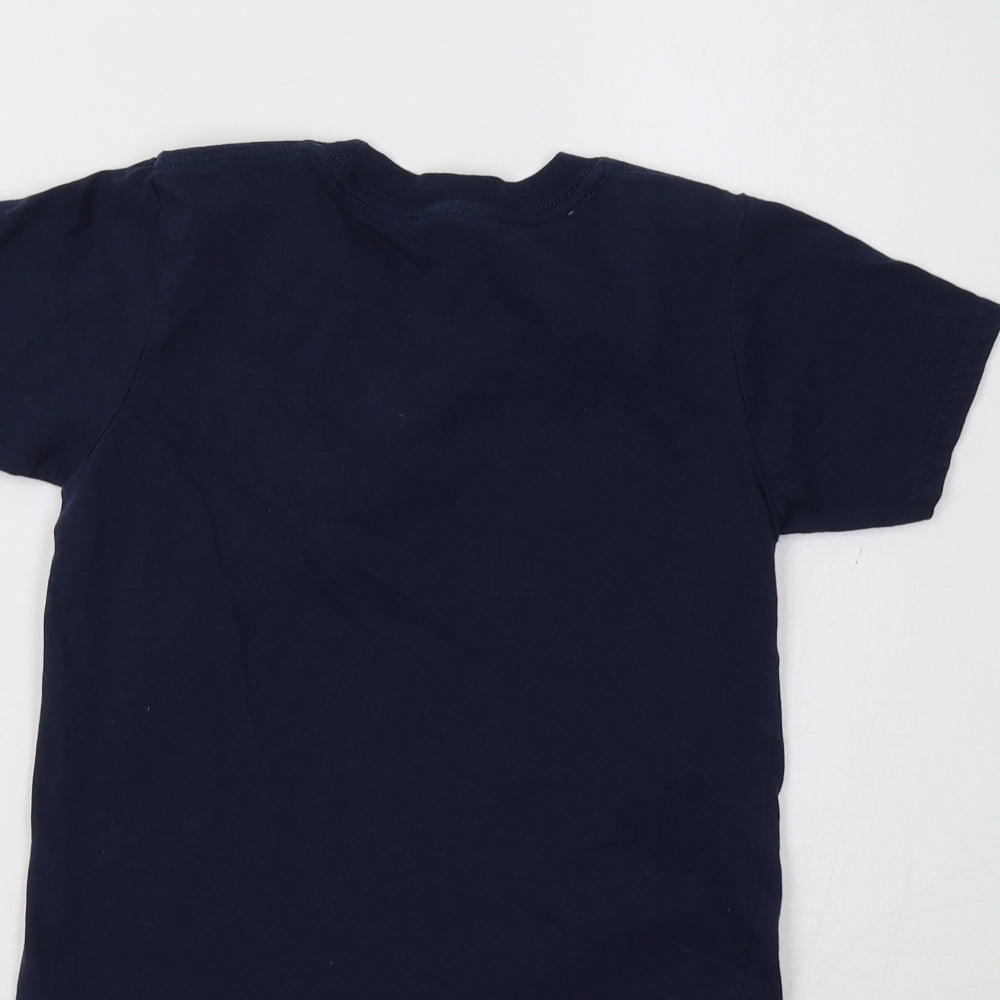 Brand and care label for Gildan boys’ blue basic polo, size 5-6, years - cousin