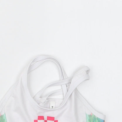 Preworn Girls White   Cropped T-Shirt Size 7 Years