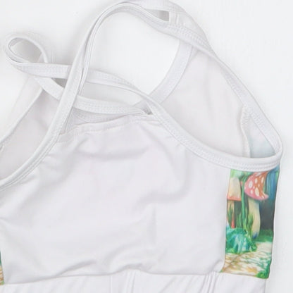 Preworn Girls White   Cropped T-Shirt Size 7 Years