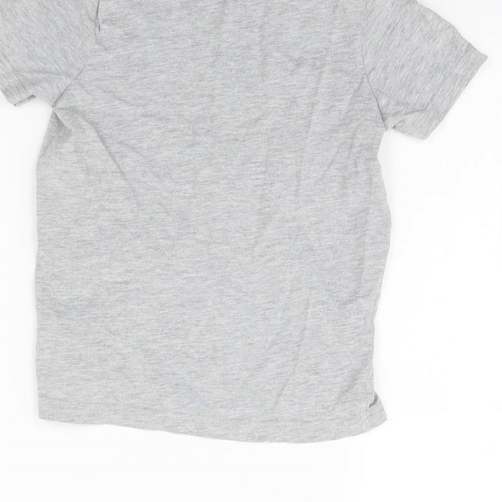 Brand and care label for George boys’ grey basic t-shirt, size 4, years