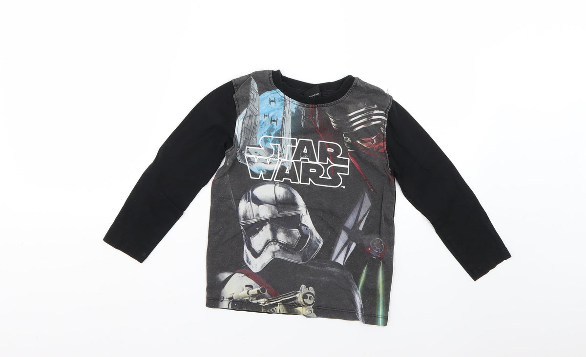 Front view of George boys’ black basic t-shirt, size 4-5, years