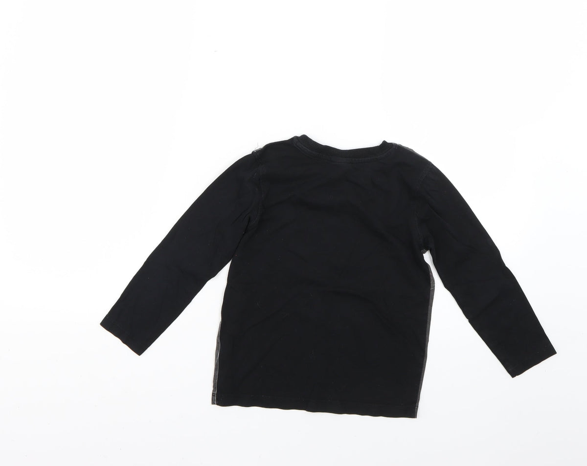 Back view of George boys’ black basic t-shirt, size 4-5, years