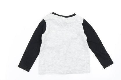 Back view of F&F boys’ grey basic t-shirt, size 12-18, months