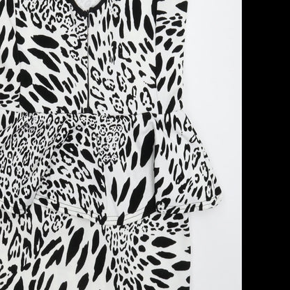 Dolls Womens White Animal Print  Mini  Size 10
