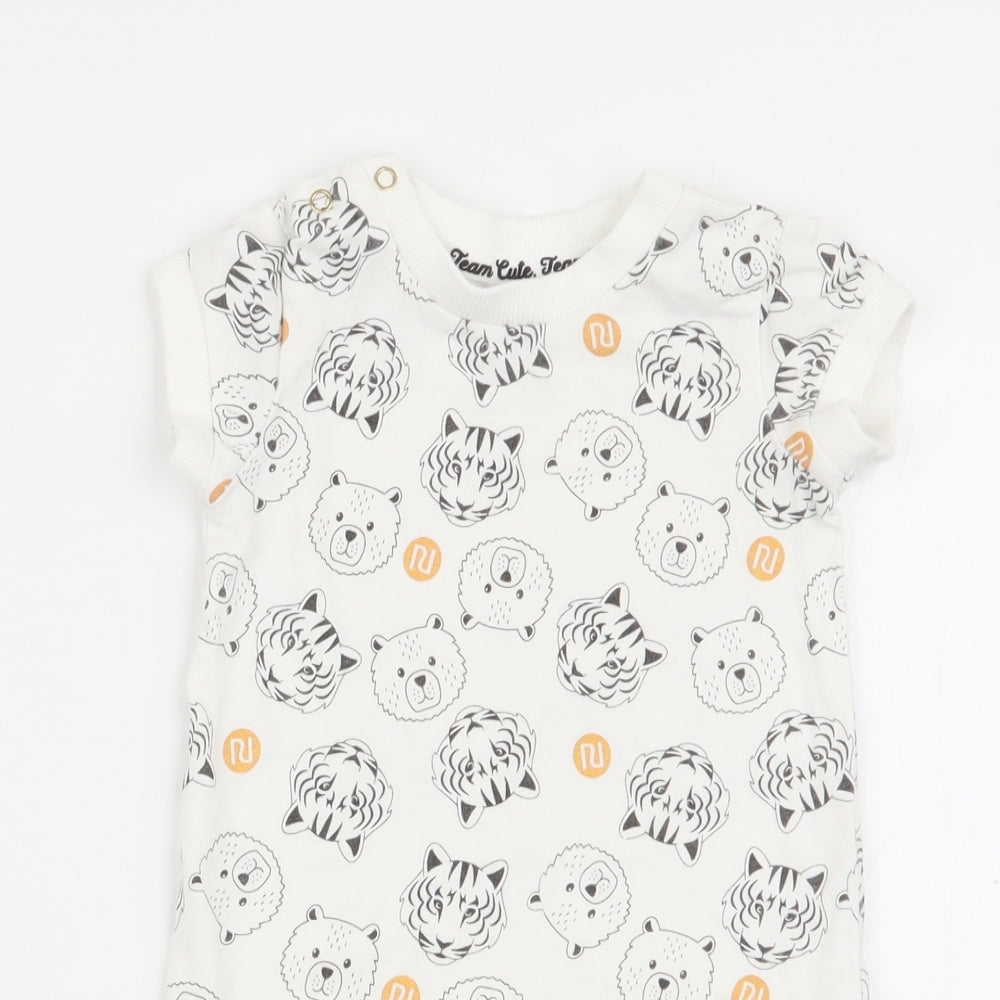 River Island Boys White Animal Print  Babygrow One-Piece Size 0-3 Months