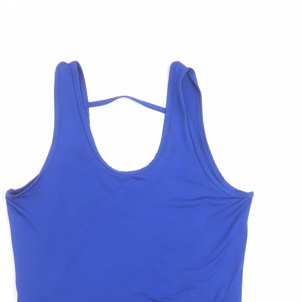 Close-up detail of Race at Your Pace women’s blue basic tank, size L