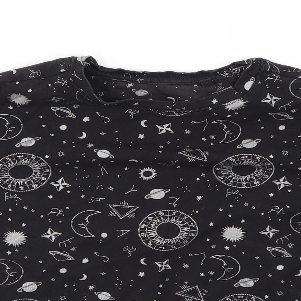 Close-up detail of Next girls’ black argyle/diamond basic t-shirt, size 3, years