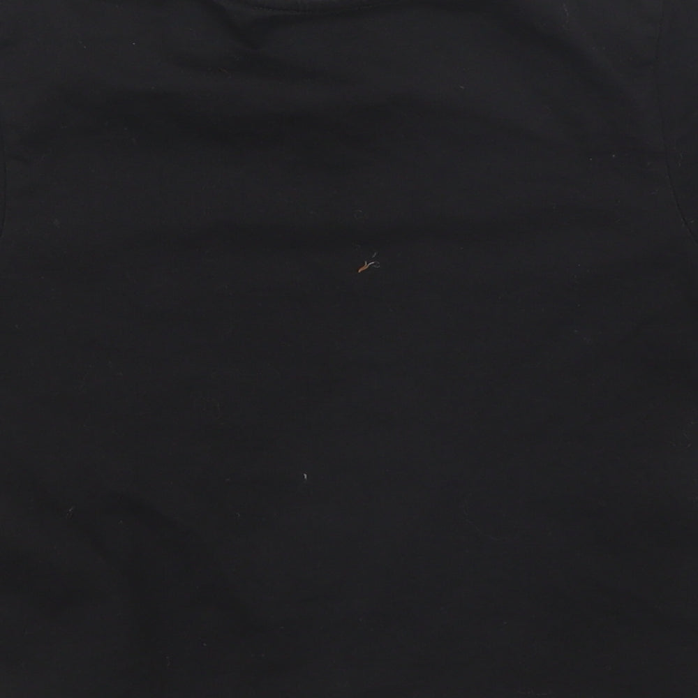 Brand and care label for Mackenzie boys’ black basic t-shirt, size 7, years