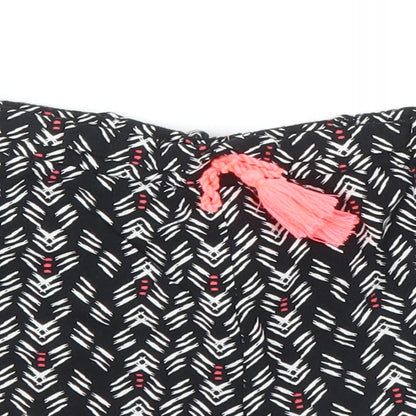 Primark Girls Black Striped  Bermuda Shorts Size 6 Years