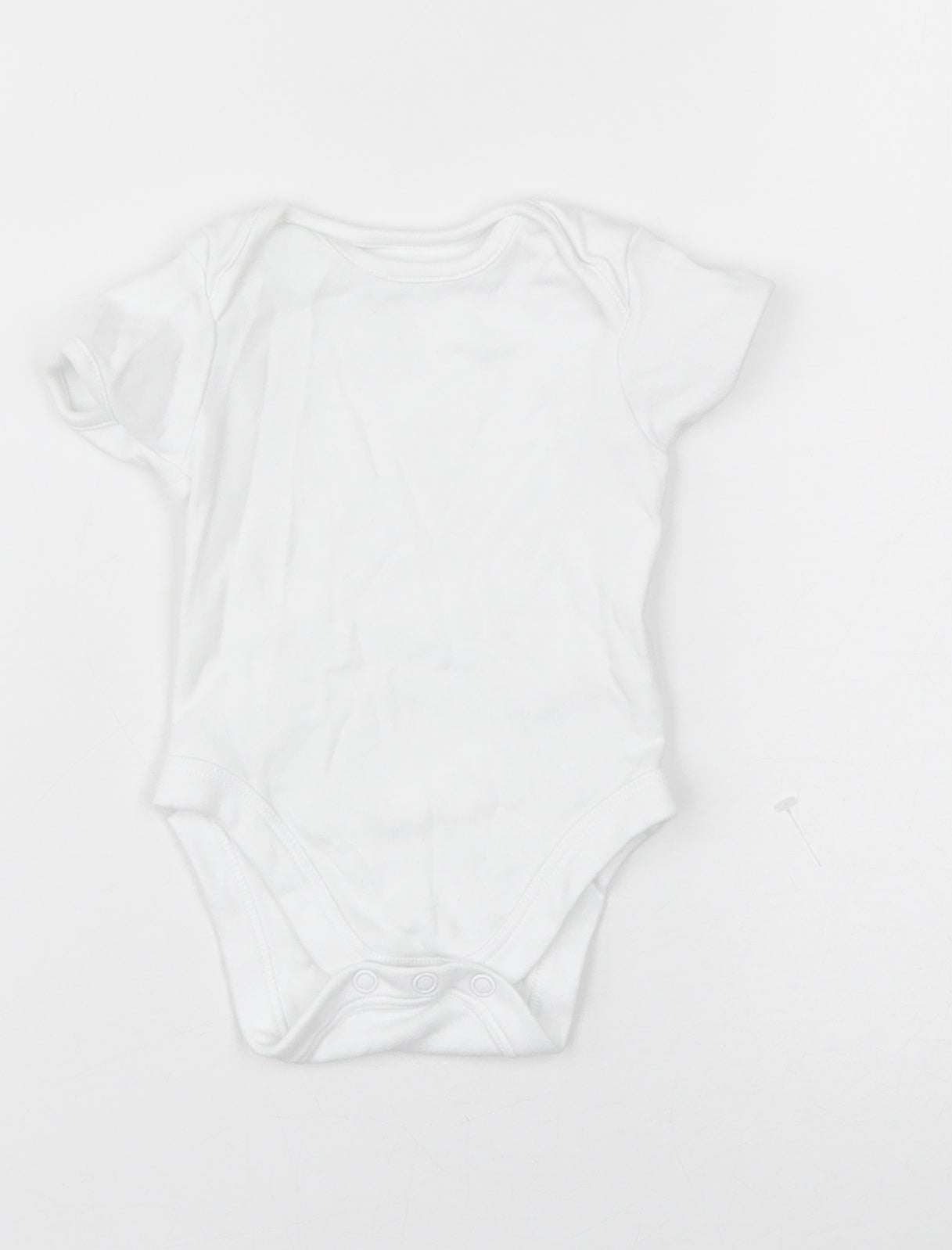 George Baby White   Babygrow One-Piece Size 3-6 Months