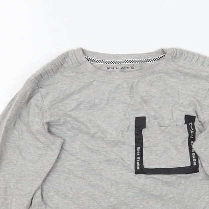Close-up detail of Nutmeg boys’ grey basic t-shirt, size 10-11, years