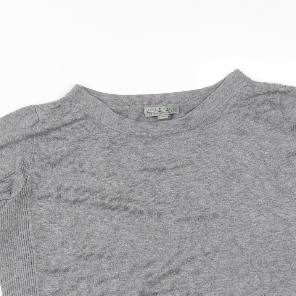Close-up detail of JOSEPHA women’s grey basic t-shirt, size M