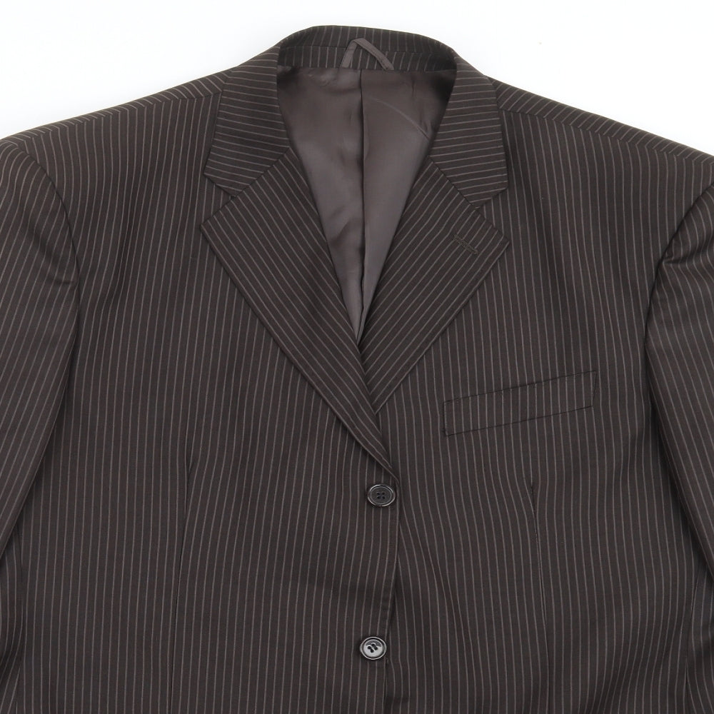 Close-up detail of RGA men’s brown striped jacket suit jacket, size 46