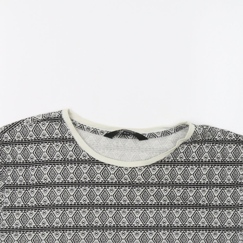 New Look Girls Black Geometric  Cropped Polo Size 12-13 Years