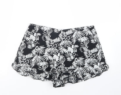 FOREVER 21 Womens Black Geometric  Hot Pants Shorts Size S
