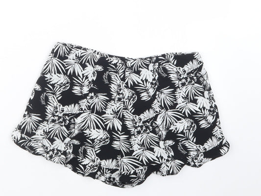 FOREVER 21 Womens Black Geometric  Hot Pants Shorts Size S