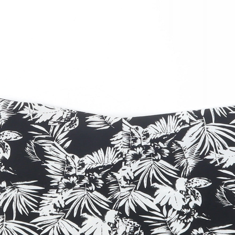 FOREVER 21 Womens Black Geometric  Hot Pants Shorts Size S