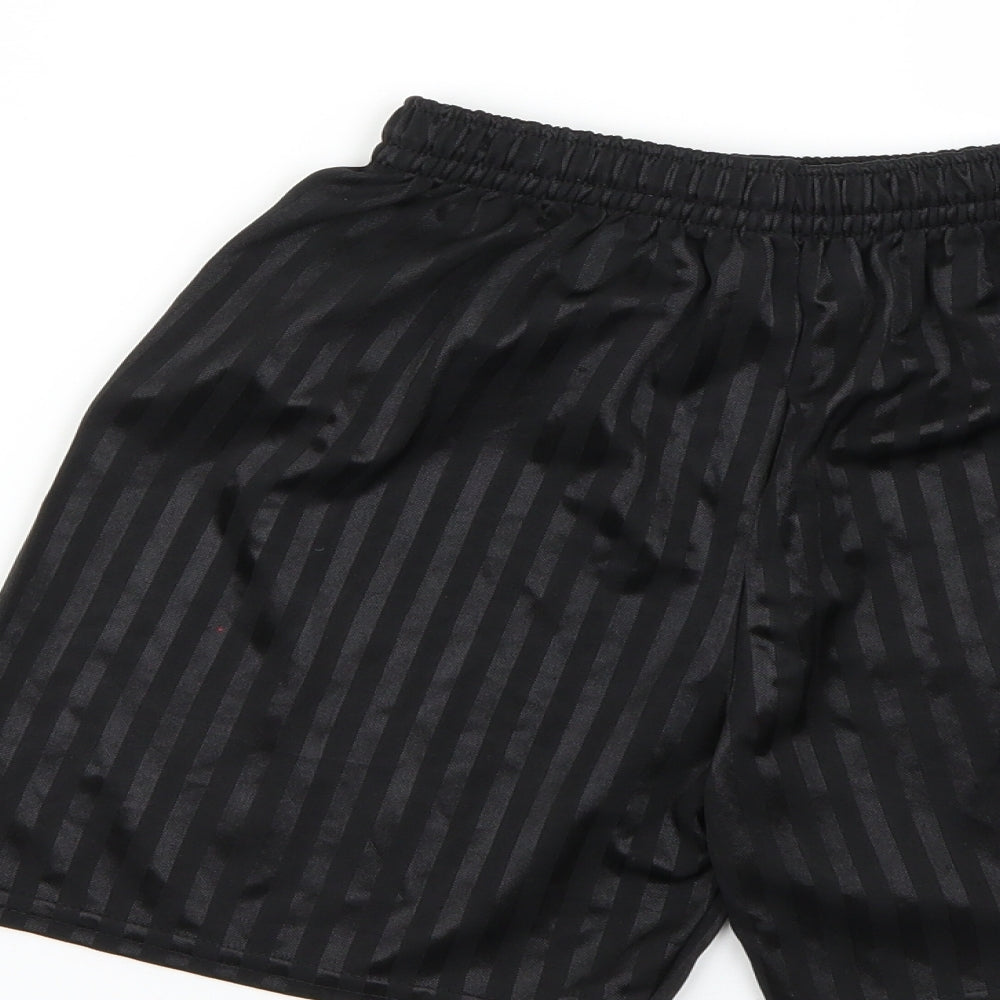Preworn Boys Black   Sweat Shorts Size 11-12 Years