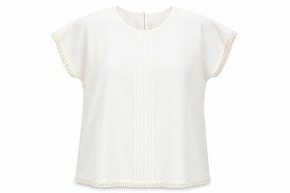Front view of foglie rossie women’s white basic blouse, size 3XL