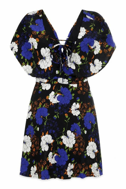Front view of Boohoo women’s black floral fit & flare, size UK 10
