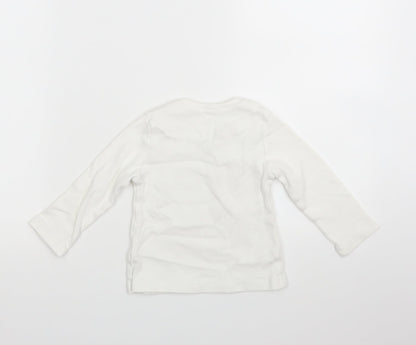 Preworn Girls White Geometric  Basic T-Shirt Size 3 Years
