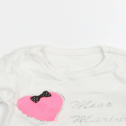 Preworn Girls White Geometric  Basic T-Shirt Size 3 Years