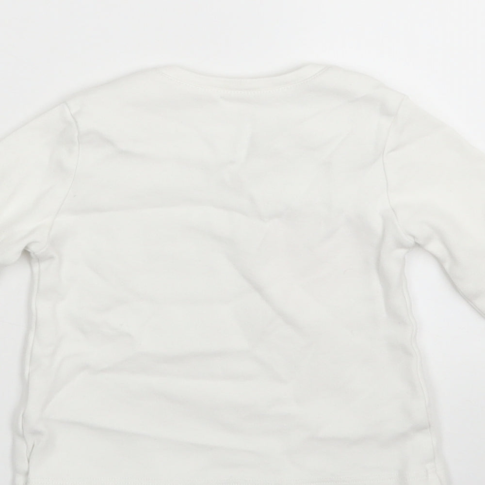 Preworn Girls White Geometric  Basic T-Shirt Size 3 Years