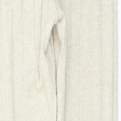 Brand and care label for Edge Street women’s beige solid capri lounge pants, size M