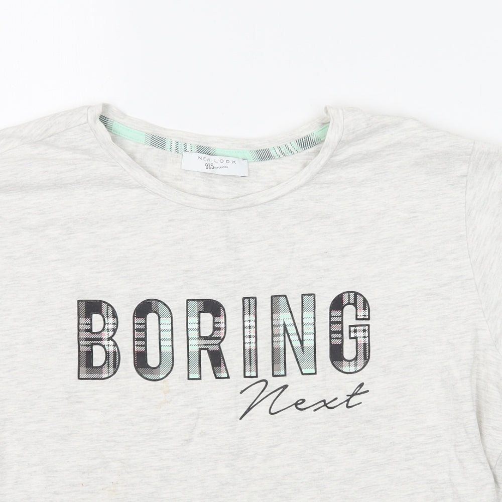 Close-up detail of New Look girls’ grey basic t-shirt, size L