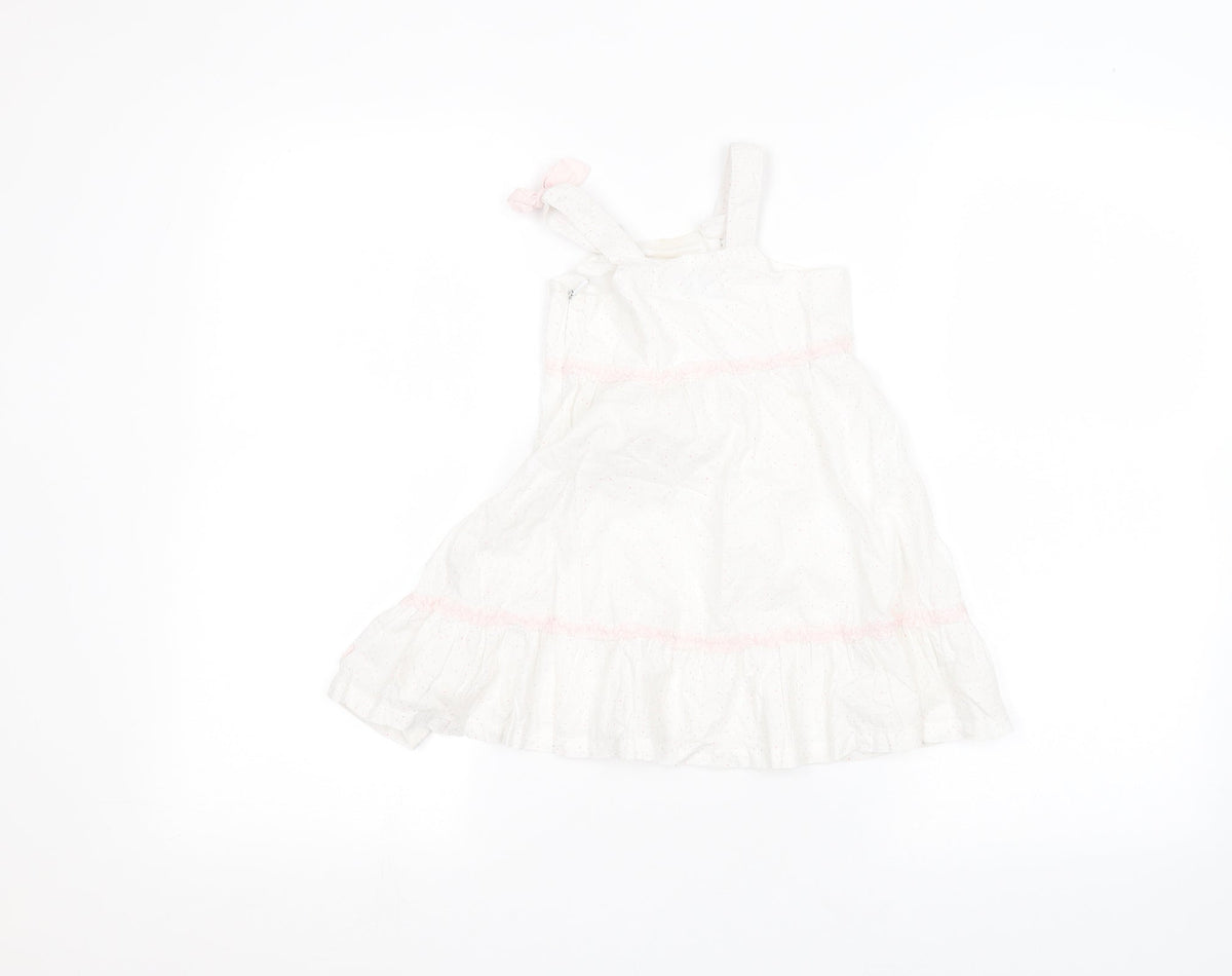 Back view of bebe Baby White A-Line, size 12, Months