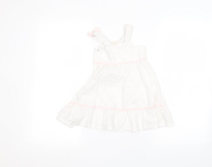 Back view of bebe Baby White A-Line, size 12, Months