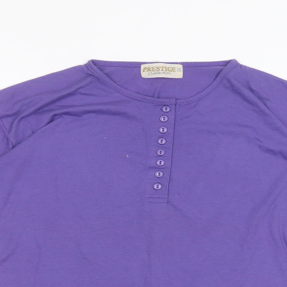 Close-up detail of Prestige women’s purple basic t-shirt one size